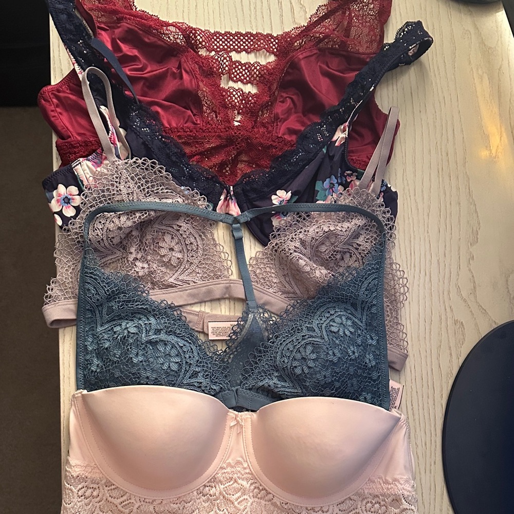 Victoria's Secret & AerieLace and Floral Bra Bundle